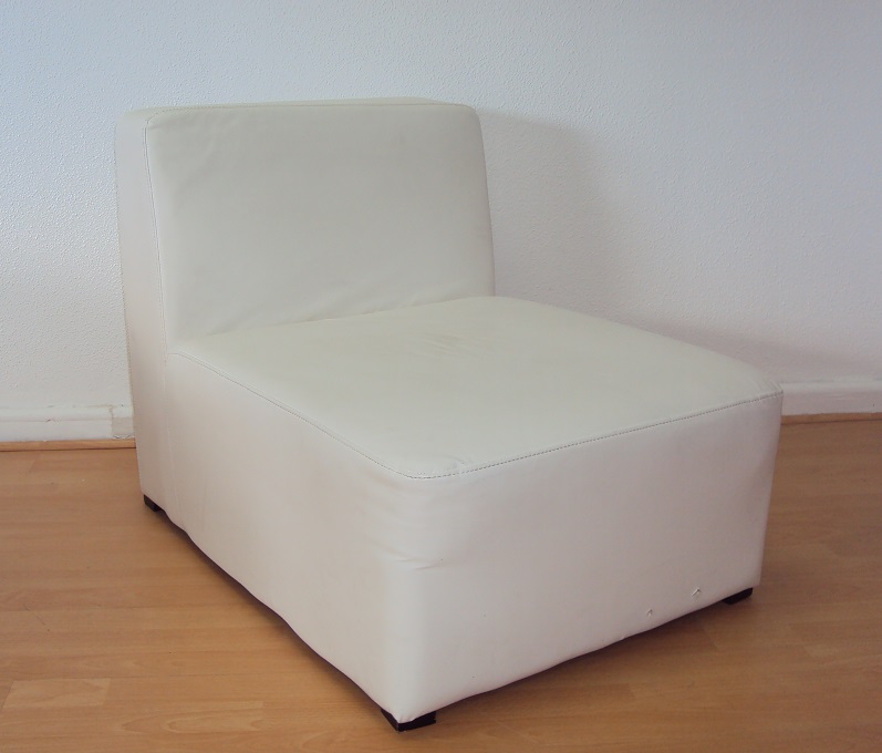  FAUTEUIL BLANC SANS ACCOUDOIRS